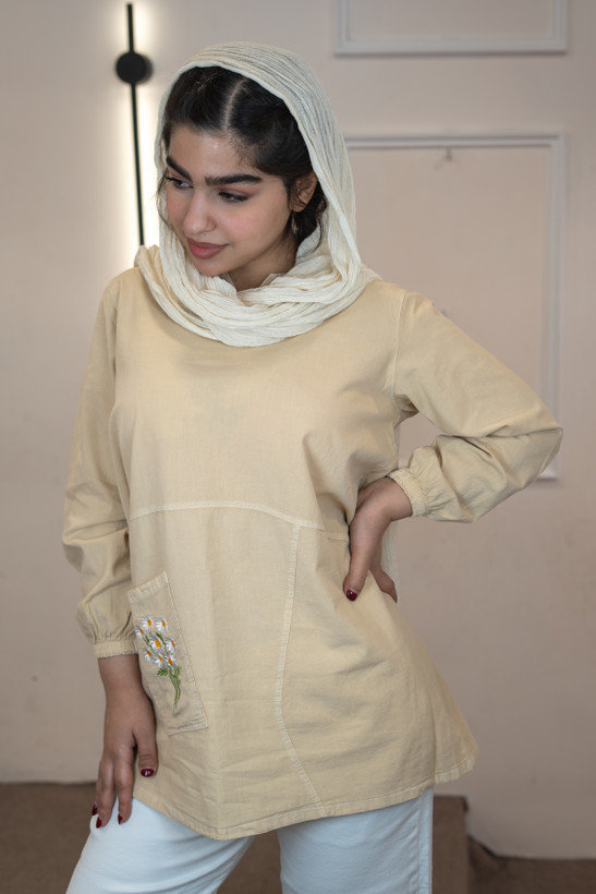 شومیز زنانه الیاف طبیعی گلدوزی مدل زنبق