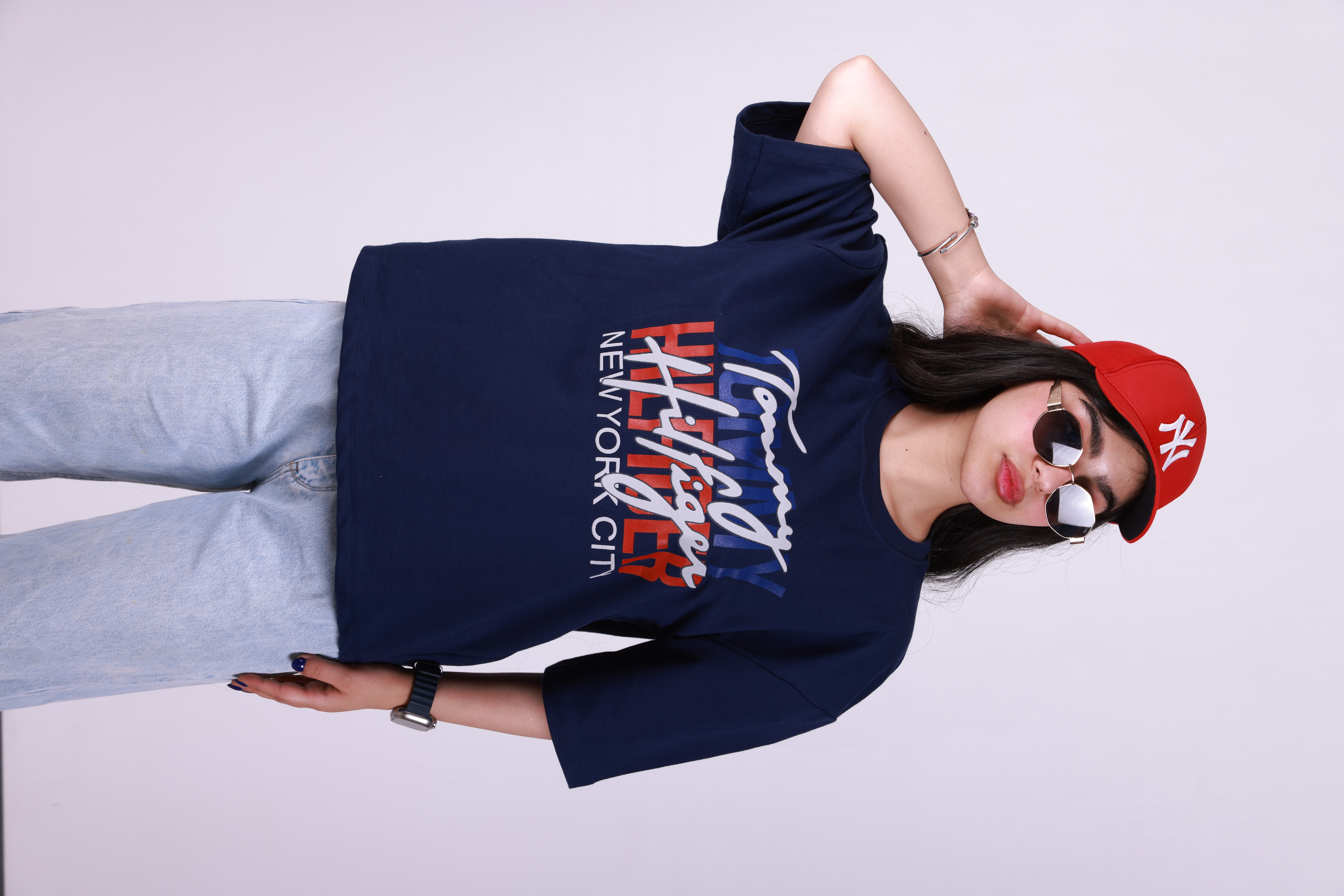 تیشرت زنانه دورس طرح Tommy